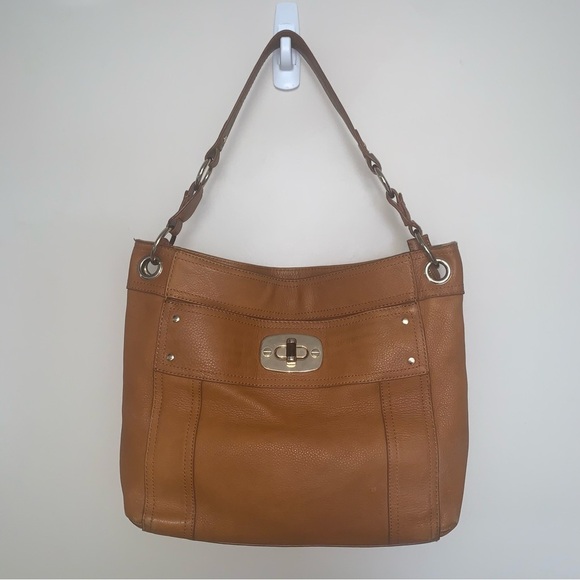 Danier Brown Leather Shoulder Bag with Chain Strap and Slouchy Silhouette - Picture 1 of 12